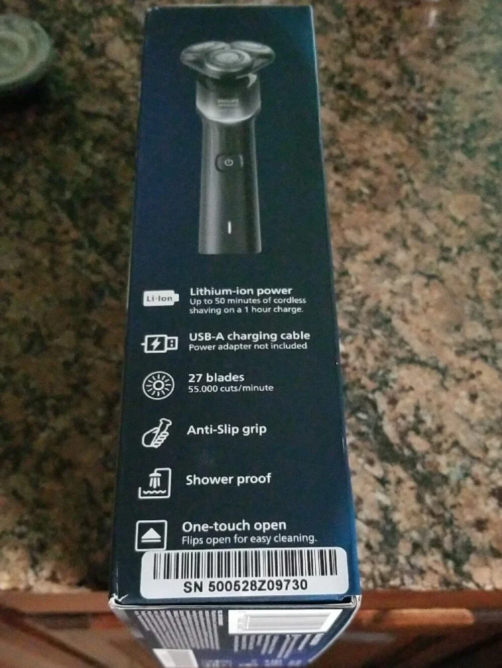 Philips Norelco Shaver 5000X - Black and Blue Packaging